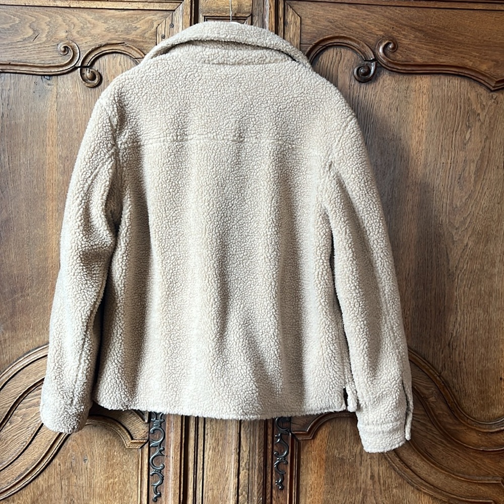 Urban Outfitters Fuzzy Coat - Picture 10 of 10